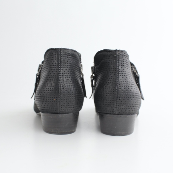 Soft Perforated Leather Ankle Boots Booties Shoes - Picture 6 of 8
